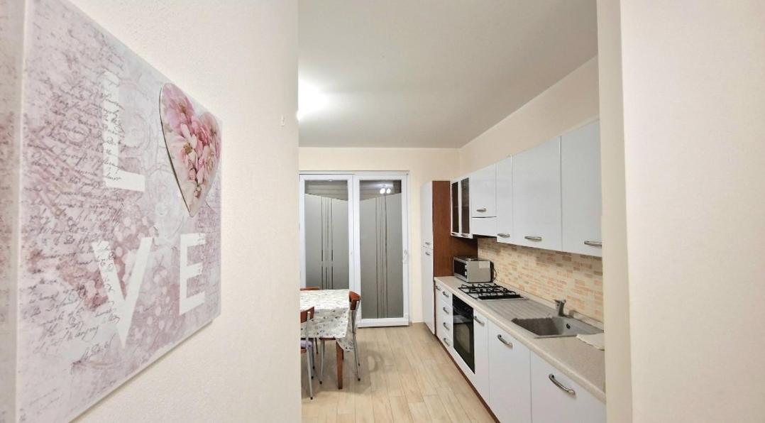 Chiara Pool Apartment บาร์โดลิโน ภายนอก รูปภาพ