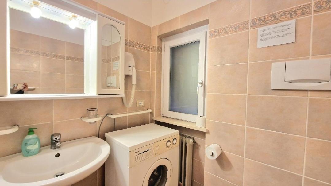Chiara Pool Apartment บาร์โดลิโน ภายนอก รูปภาพ